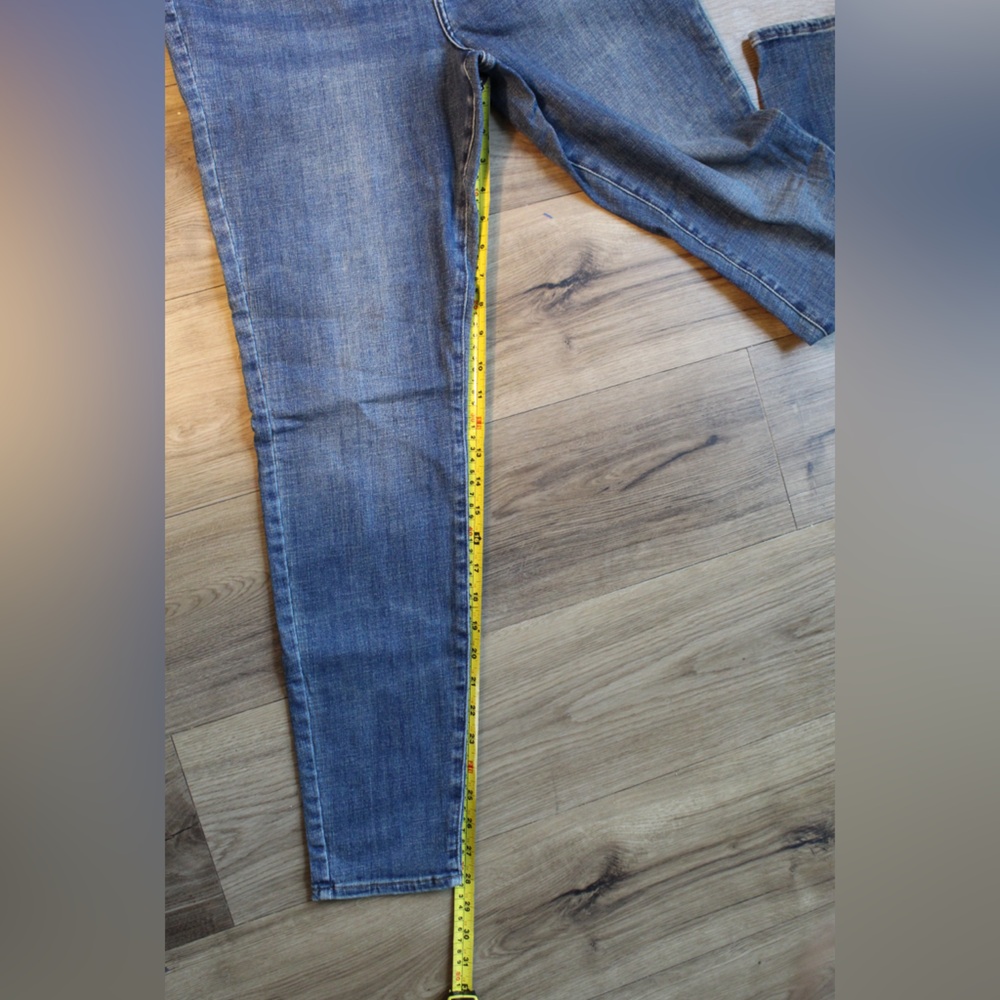 Cosmic Blue Love Women’s Jeans Guthrie Wash Straight Leg Size 32T NWT - Picture 9 of 9